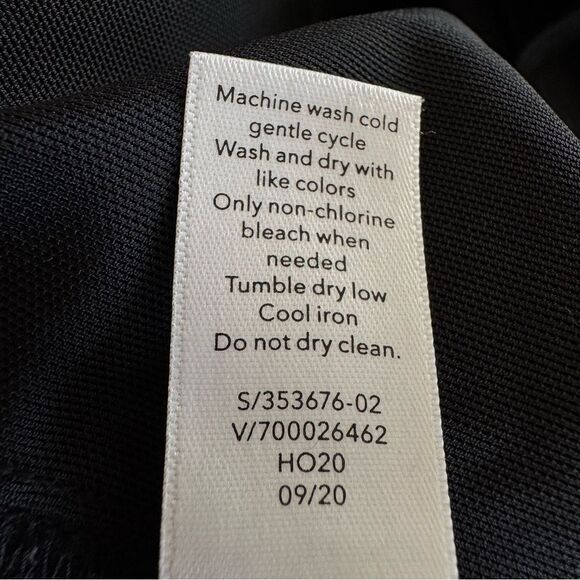 Athleta Black Wander Stash Pocket Skinny Ankle Pants Size 14 Petite - Picture 11 of 11